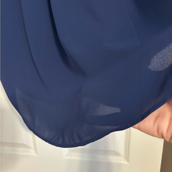 Navy Blue Torrid Semi-Sheer Roll-Tab Sleeve Blouse, Size 0. - Picture 2 of 6